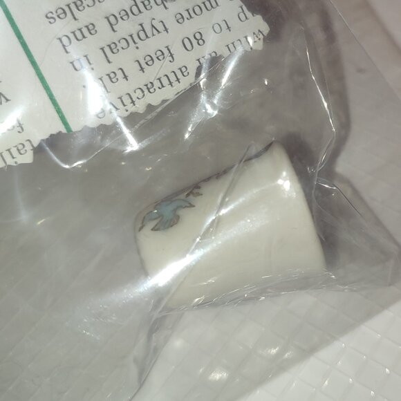 Thimble Gold Bells Blue Birds Porcelain Ellard USA Collectible Vintage Academia - Picture 3 of 4